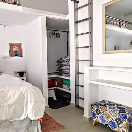 Zamboli Apartment *
